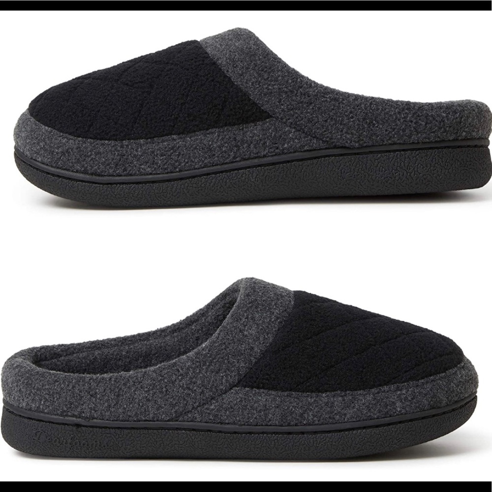 New. Dearfoams Quilted Fleece Clog Slippers